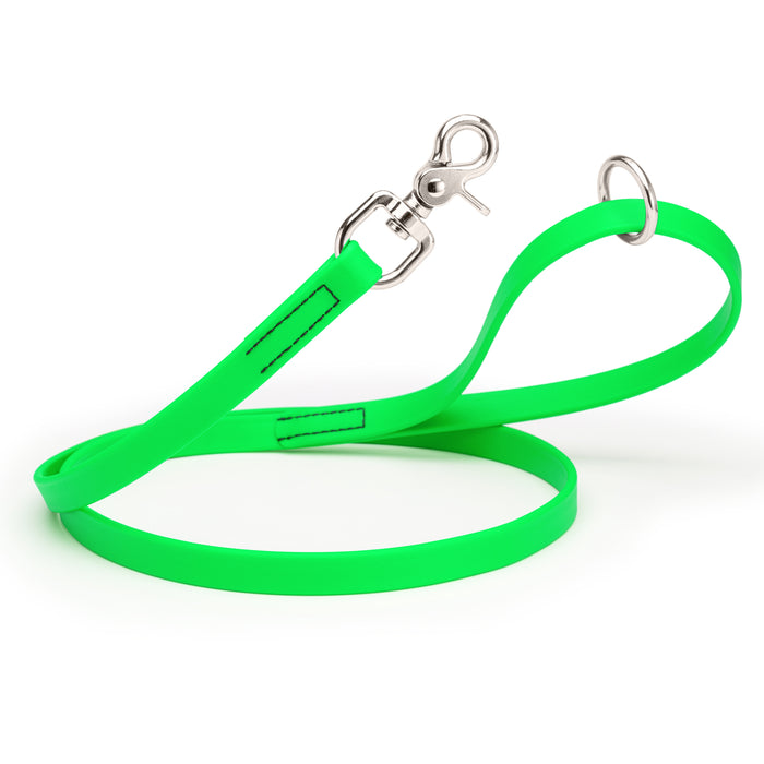 Tropical Green dog leash with silver trigger snap and O-ring, made from waterproof Biothane, 3/4 inch wide