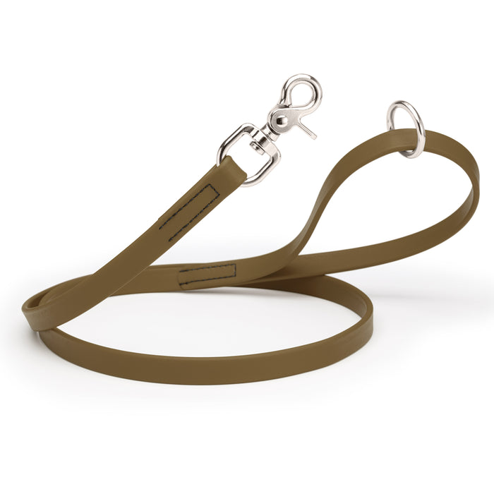 Coyote Brown dog leash with silver trigger snap and O-ring, made from waterproof Biothane, 3/4 inch wide