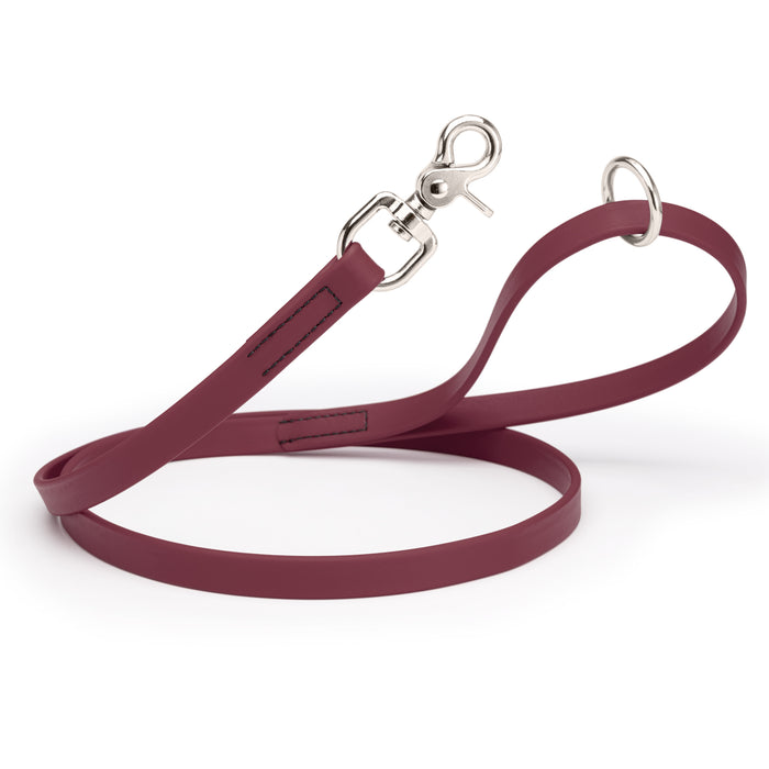 Merlot Burgundy dog leash with silver trigger snap and O-ring, made from waterproof Biothane, 3/4 inch wide