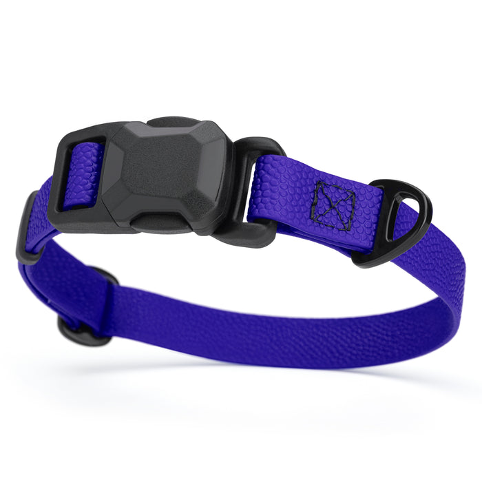 Blueberry dog collar with magnetic buckle, made from Pebble Grip Biothane, width 3/4 inch